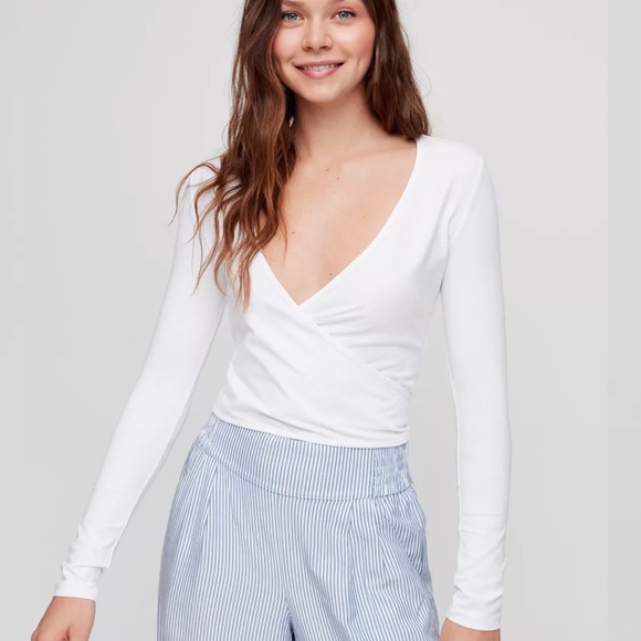Aritzia-Sunday Best Wrap Crop Top - Picture 7 of 7